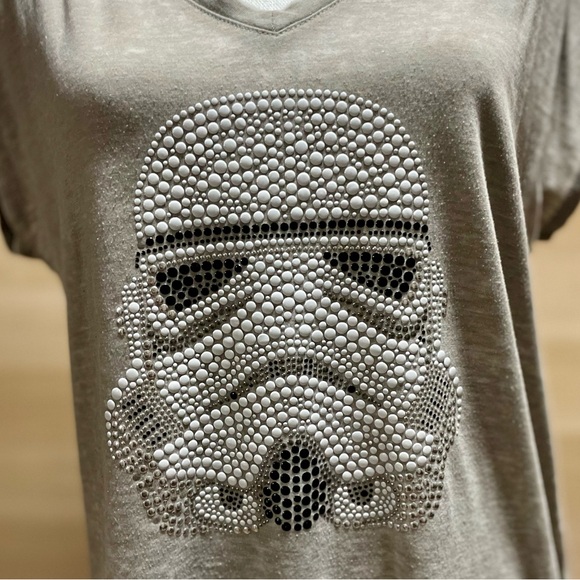 Rock & Republic Star Wars Tee - Picture 2 of 8